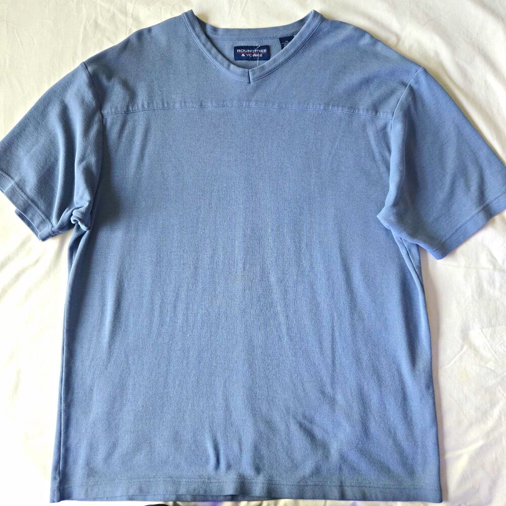 Roundtree & Yorke Men's Blue XL Regular V-Neck Short Sleeve Cotton Knit Logo Tee